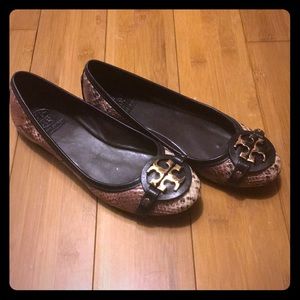 Leather ballet flats